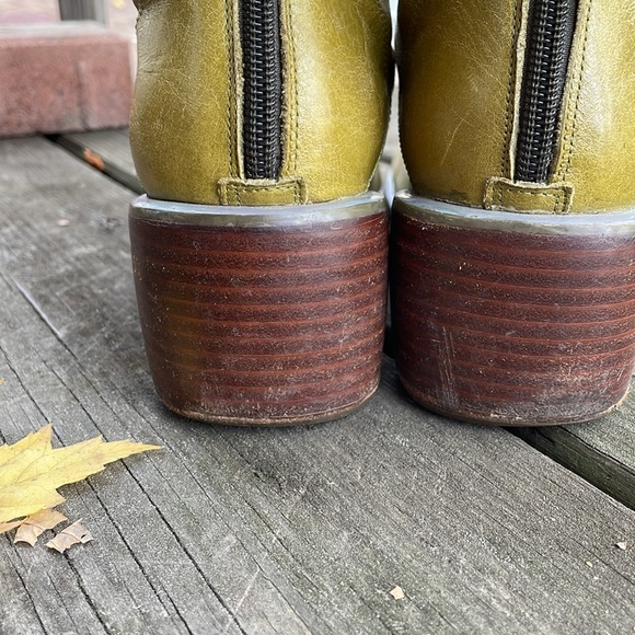 Miz Moos Green Leather Casablanca size 39 calf height boots - Picture 10 of 16